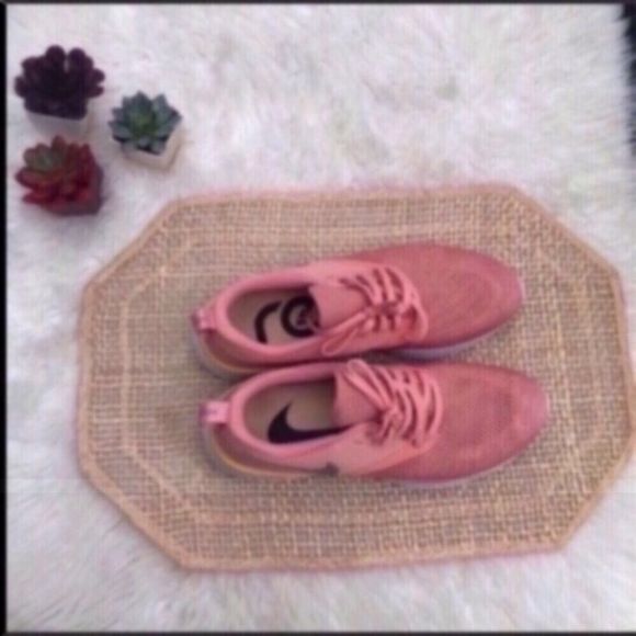 Nike Odyssey React 2 Flyknit Pink Quartz NEW - Picture 12 of 14